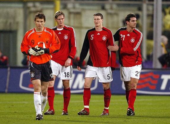 Enttäuschter Abgang, v.li.: Torwart Jens Lehmann, Tim Borowski, Robert Huth und Christoph Metzelder (alle Deutschland) Fußball Länderspiel Herren Länderspiel 2006, Test, Testspiel, Freundschaftsspiel, Nationalmannschaft, Nationalteam Gruppe Florenz Enttäuschung,