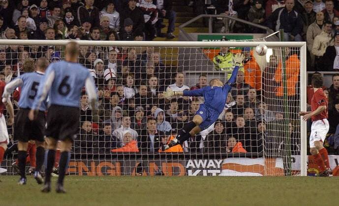 Torwart Paul Robinson (England) kassiert den Treffer zum 0:1 -  Fußball Länderspiel Herren Freundschaftsspiel 2006, Testspiel, Test, Nationalmannschaft, Nationalteam, Nationaltrikot Totale Liverpool Dynamik, Abwehr,