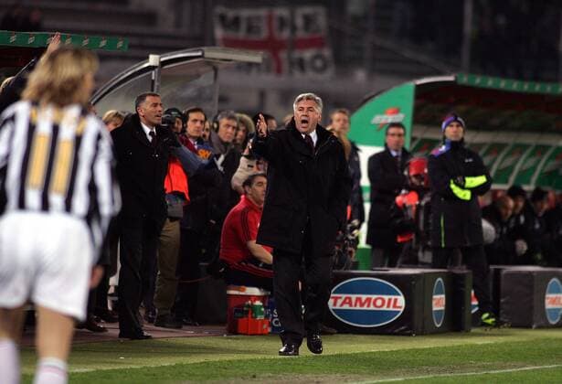 Trainer Carlo Ancelotti (Milan) beschwert sich lautstark Fußball Herren Serie A 2005 2006, 1. Italienische Liga, Juventus Turin - AC Mailand 0:0, Juve Totale Turin