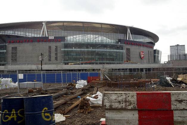 Baustelle vor dem Emirates Stadium, zukünftige Spielstätte von Arsenal London -  Fußball Herren English Premier League 2005 2006, 1. Englische Liga, Arsenal FC London, Stadionneubau, Neubau Totale Emirates Stadium London