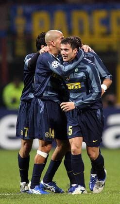 Torschütze Dejan Stankovic (re.) und Juan Sebastian Veron (beide Inter) jubeln -  Fußball EC 1 Herren Champions League 2005 2006, FC Internazionale Mailand Gruppe Mailand Freude,