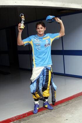 Giancarlo Fisichella (Italien Renault) freut sich über die Pole Position beim Großen Preis von Malaysia 2006 Motorsport Grand Prix Herren Großer Preis von Malaysia 2006, Formel 1 Weltmeisterschaft, F1, F, GP, WM, vdig Einzelbild Sepang Kuala Lumpur Freude,