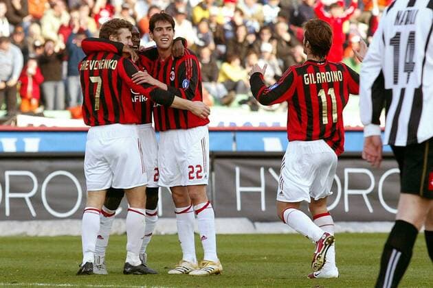 Torjubel Milan, v. li.: Andriy Shevchenko, Clarence Seedorf, Kaka und Alberto Gilardino - Fußball Herren Serie A 2005 2006, 1. Italienische Liga, Udinese Calcio - AC Mailand 0:4 Gruppe Udine Freude,