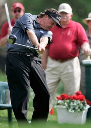 Phil Mickelson (USA) - Abschlag - (Icon4882164) Golf Herren BellSouth Classic 2006, TPC at Sugarloaf, PGA Tour, Golfen, Bell South Einzelbild Duluth Dynamik, EDITORIAL USE ONLY