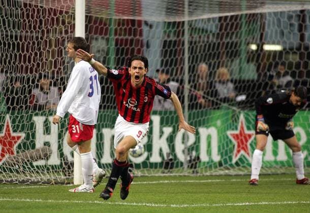 Filippo Inzaghi (Milan, Mitte) - Torjubel, li. Francois Clerc und Torwart Gregory Coupet (beide Lyon) enttäuscht Fußball EC 1 Herren Champions League 2005 2006, AC Mailand - Olympique Lyonnais 3:1, OL Gruppe Mailand Freude, Begeisterung, Enttäuschung,