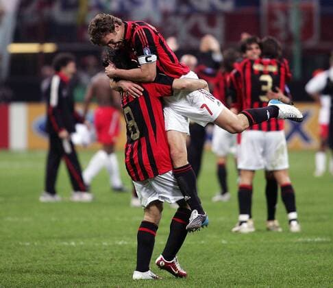 Andriy Shevchenko ((re.) und Gennaro Gattuso (beide Milan) - Schlußjubel -  Fußball EC 1 Herren Champions League 2005 2006, AC Mailand Gruppe Mailand Freude, Begeisterung,