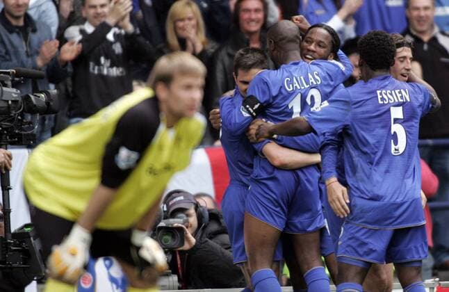 Torjubel Chelsea, v.li.: Frank Lampard, William Gallas, Didier Drogba, Hernan Crespo und Mickael Essien -  Fußball Herren English Premier League 2005 2006, 1. Englische Liga, Chelsea FC London Gruppe Bolton Freude, Begeisterung,