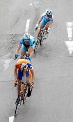 Rick Fransen (Niederlande Rabobank) vor Christian Knees (Milram) und David Kopp (Gerolsteiner beide Deutschland) Radsport Herren Rund um Köln 2006, Straßenradsport, Straße, Rad Gruppe Köln Dynamik,