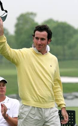 Gonzalo Fernandez Castano (Spanien) jubelt über den Sieg bei den BMW Asian Open 2006 -  (IMCpau7944413) Golf Herren BMW Asian Open 2006, European PGA Tour, Golfen Einzelbild Shanghai Freude,