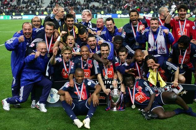 Paris St. Germain - Französischer Pokalsieger 2005 2006 -  (pan13868) Fußball Herren Coupe de France 2005 2006, Französischer Pokal, Pokalspiel, Finale, Endspiel, Pokalfinale Totale Paris Freude, Begeisterung,  