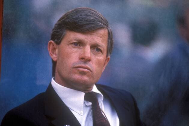 Nationaltrainer Robert Gansler (USA) nachdenklich Fußball Länderspiel Herren Weltmeisterschaft 1990, Nationalmannschaft, Nationalteam, Gruppe A Porträt Rom Nachdenklichkeit,