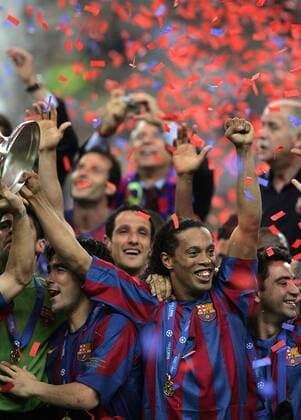 Ronaldinho (FC Barcelona) auf der Siegerehrung zum Gewinn der Champions League 2005 2006 -  Fußball EC 1 Herren Champions League 2005 2006, Finale, Endspiel, FC Barcelona, Vdig, Barca Gruppe Paris Freude,