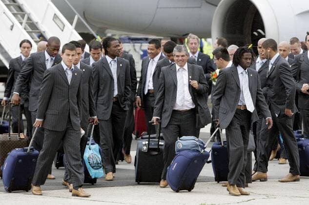 Ankunft der Nationalmannschaft Costa Ricas zur Weltmeisterschaft 2006 am Flughafen Frankfurt Main Fußball Herren Vorschau 2006, Ankunft, Nationalmannschaft, Nationalteam Totale Frankfurt M.