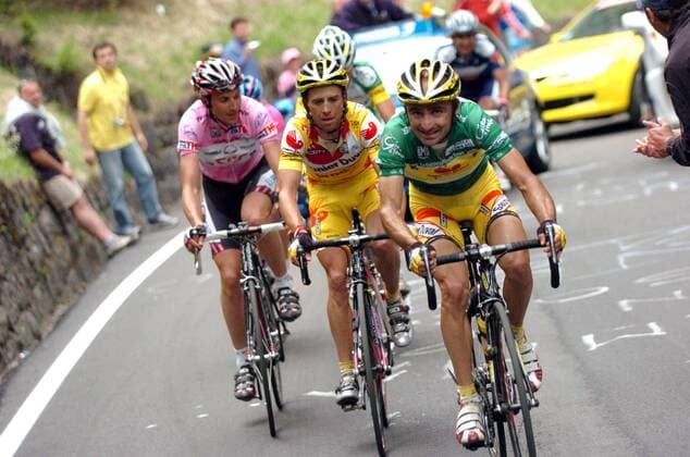 Leonardo Piepoli (re.) vor Gilberto Simoni (Mitte, beide Saunier Duval Prodir) und Ivan Basso (CSC alle Italien) -  Radsport Herren 89. Giro dItalia, d Italia, ProTour, Straßenradsport, Straße, Rad Gruppe 2006 19. Etappe: Pordenone - Passo di San Pellegrino