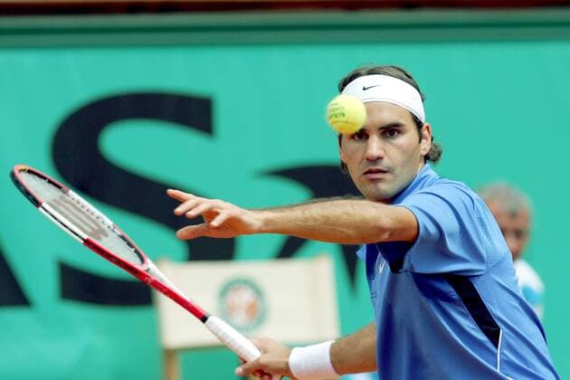 Roger Federer (Schweiz) - Vorhand Tennis Herren French Open 2006, Grand Slam, ATP Tour Einzelbild Paris Roland Garros