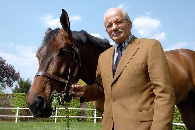 Hans Günther Winkler (Deutschland) mit seinem Pferd Cody Pferdesport Herren Reiten 2006, Reitsport, Springreiten, Springen, Shooting, Fotoshooting, Fototermin Einzelbild Warendorf