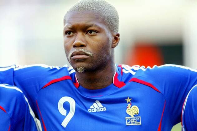 Djibril Cisse (Frankreich) - Nationalhymne -  (pan14470) Fußball Länderspiel Herren Freundschaftsspiel 2006, Test, Testspiel, Nationalmannschaft, Nationalteam, Nationaltrikot Porträt Saint Etienne  