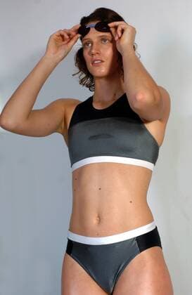 Lena Schöneborn (Deutschland SSF Bonn) muß als Fünfkämpferin auch Schwimmen Moderner Fünfkampf Damen Shooting 2006, Fotoshooting, Fototermin, Fotostudio, Studioaufnahme Einzelbild