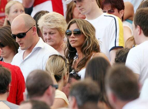 Victoria Beckham, Ehefrau von David Beckham (England) im Publikum Fußball WM Herren WM 2006, Länderspiel, Nationalteam, Gruppe B, Tribüne Gruppe Frankfurt M.