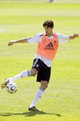 Michael Ballack (Deutschland) steht wieder voll im Training Fußball Herren WM 2006, Nationalteam, Training, Einzelbild Berlin Dynamik,