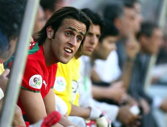 Ali Karimi (Iran) ungläubig auf der Bank -  Fußball WM Herren WM 2006, Länderspiel, Nationalteam, Gruppe D, Nationaltrikot Einzelbild Nürnberg Fußball WM Herren WM 2006, Länderspiel, Nationalteam, Gruppe D, Nationaltrikot Einzelbild Nürnberg