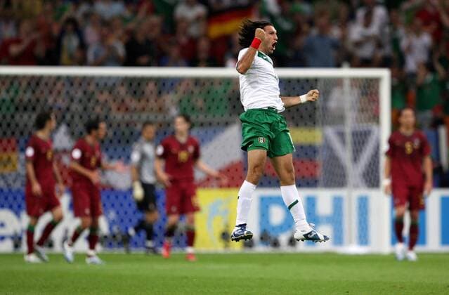 Torschütze Jose Fonseca (Mexiko) jubelt - Fußball WM Herren WM 2006, Länderspiel, Nationalteam, Gruppe D, Nationaltrikot Einzelbild Gelsenkirchen Freude, Begeisterung, Fußball WM Herren WM 2006, Länderspiel, Nationalteam, Gruppe D, Nationaltrikot Einzelbild Gelsenkirchen Freude, Begeisterung,