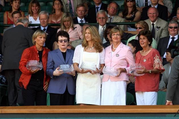 Wimbledon Siegerinnen vergangener Tage, u.a. v.li.: Martina Navratilova, Billie Jean King (beide USA), Steffi Graf (Deutschland), Margaret Court Smith (Australien) und Maria Bueno (Brasilien) Tennis Damen All England Championships 2006, Grand Slam, WTA Tour Gruppe Wimbledon London Tennis Damen All England Championships 2006, Grand Slam, WTA Tour Gruppe Wimbledon London