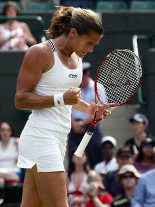 Amelie Mauresmo (Frankreich) - Jubel Tennis Damen All England Championships 2006, Grand Slam, WTA Tour Einzelbild Wimbledon London Freude, Begeisterung Tennis Damen All England Championships 2006, Grand Slam, WTA Tour Einzelbild Wimbledon London Freude, Begeisterung