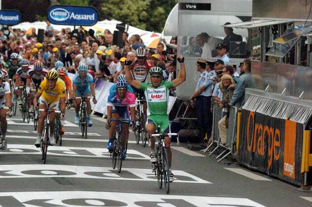Robbie Mc Ewen (Australien Davitamon Lotto) gewinnt die 6. Etappe der Tour de France 2006 -  Radsport Herren Tour de France 2006, ProTour, Straßenradsport, Straße, Rad Totale 6. Etappe: Lisieux - Vitre Freude, Radsport Herren Tour de France 2006, ProTour, Straßenradsport, Straße, Rad Totale 6. Etappe: Lisieux - Vitre Freude,