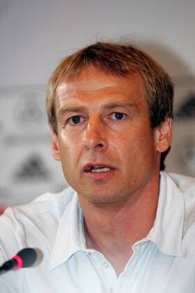 Jürgen Klinsmann (Deutschland) wird seinen Vertrag mit dem DFB nicht verlängern Fußball Herren Pressekonferenz 2006, PK, Pressetermin, Deutscher Fußballbund Porträt Frankfurt M. Fußball Herren Pressekonferenz 2006, PK, Pressetermin, Deutscher Fußballbund Porträt Frankfurt M.