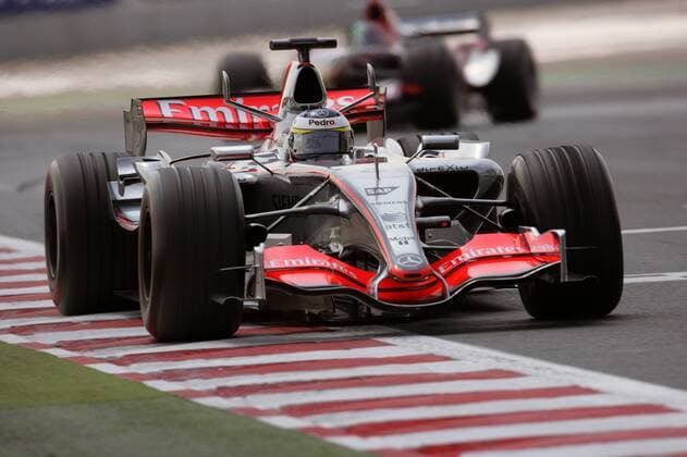 Pedro de la Rosa (Spanien McLaren Mercedes) in seinem Boliden Motorsport Grand Prix Herren Großer Preis von Frankreich 2006, Formel 1 Weltmeisterschaft, F1, F, GP, WM, Freies Training Einzelbild Magny Cours Motorsport Grand Prix Herren Großer Preis von Frankreich 2006, Formel 1 Weltmeisterschaft, F1, F, GP, WM, Freies Training Einzelbild Magny Cours