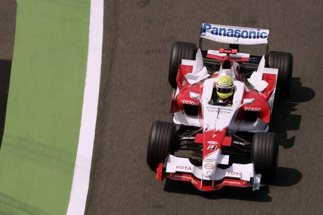Ralf Schumacher (Deutschland Toyota) in seinem Boliden Motorsport Grand Prix Herren Großer Preis von Frankreich 2006, Formel 1 Weltmeisterschaft, F1, F, GP, WM, Freies Training Einzelbild Magny Cours Motorsport Grand Prix Herren Großer Preis von Frankreich 2006, Formel 1 Weltmeisterschaft, F1, F, GP, WM, Freies Training Einzelbild Magny Cours