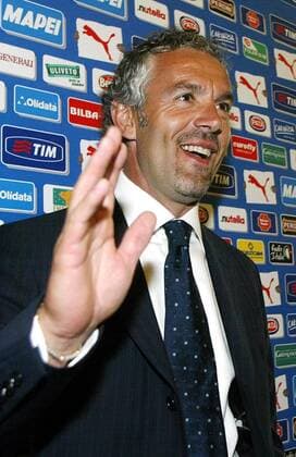 Der neue Nationaltrainer Roberto Donadoni (Italien) während des Pressetermins vor der Sponsorenwand -  Fußball Herren Nationalteam 2006, Vdig Einzelbild Rom Fußball Herren Nationalteam 2006, Vdig Einzelbild Rom