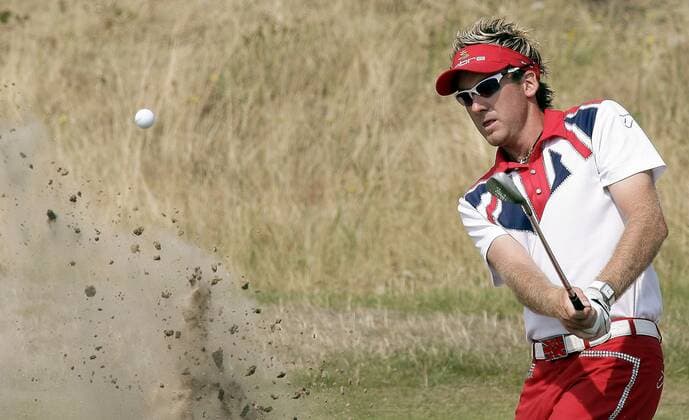 Ian Poulter (England) - Bunkerspiel in seinem Union Jack Hemd -  (LON2006072028) Golf Herren British Open Championship 2006, PGA Tour Einzelbild Hoylake Liverpool Dynamik, Golf Herren British Open Championship 2006, PGA Tour Einzelbild Hoylake Liverpool Dynamik,