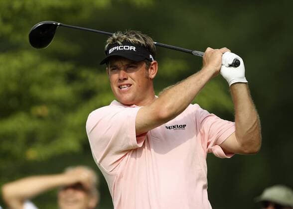 Lee Westwood (England) schaut seinem Abschlag hinterher Golf Herren Deutsche Bank Players Championship of Europe 2006, Player s, PGA European Tour Einzelbild Gut Kaden Hamburg Alveslohe Golf Herren Deutsche Bank Players Championship of Europe 2006, Player s, PGA European Tour Einzelbild Gut Kaden Hamburg Alveslohe