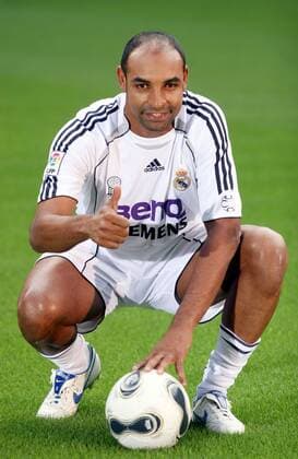 Neuzugang Emerson (Real Madrid) - Thumbs Up -  (pan15328) Fußball Herren Primera Division 2006 2007, 1. Spanische Liga, Real Madrid CF, Vorstellung, Präsentation Einzelbild Madrid Fußball Herren Primera Division 2006 2007, 1. Spanische Liga, Real Madrid CF, Vorstellung, Präsentation Einzelbild Madrid  