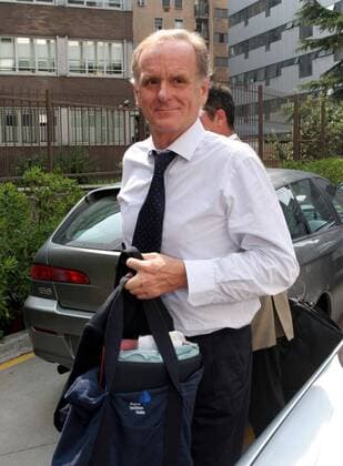 Präsident Giovanni Cobolli Gigli (Juventus Turin) erscheint zur Versammlung des Italienischen Ligaverbandes und Fußballverbandes anläßlich des Bestechungsskandals in Italien - Fußball Herren Serie A 2006 2007, 1. Italienische Liga, Bestechungsskandal, Bestechung, Korruption, Vdig, Einzelbild Mailand Fußball Herren Serie A 2006 2007, 1. Italienische Liga, Bestechungsskandal, Bestechung, Korruption, Vdig, Einzelbild Mailand