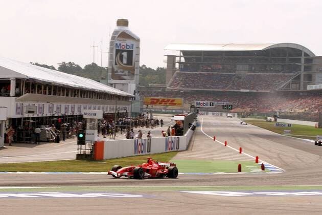 Michael Schumacher (Deutschland Ferrari) in seinem Boliden auf dem Hockenheimring Motorsport Grand Prix Herren Großer Preis von Deutschland 2006, Formel 1 Weltmeisterschaft, F1, F, GP, WM, Qualifying Totale Hockenheimring Hockenheim Motorsport Grand Prix Herren Großer Preis von Deutschland 2006, Formel 1 Weltmeisterschaft, F1, F, GP, WM, Qualifying Totale Hockenheimring Hockenheim