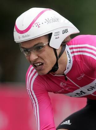 Linus Gerdemann (Deutschland T Mobile) Radsport Herren Deutschland Tour 2006, Deutschlandtour, ProTour, Straßenradsport, Straße, Rad Einzelbild Prolog: Düsseldorf Radsport Herren Deutschland Tour 2006, Deutschlandtour, ProTour, Straßenradsport, Straße, Rad Einzelbild Prolog: Düsseldorf