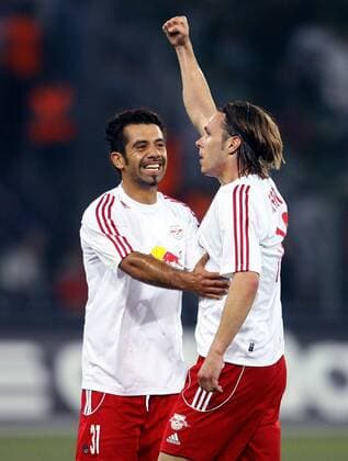 Christian Tiffert (re.) und Jorge Vargas (beide Red Bull Salzburg) - Torjubel Fußball EC 1 Herren Champions League Qualifikation 2006 2007, SV Red Bull Salzburg, RedBull, TMobileBundesliga Gruppe Salzburg Freude, Fußball EC 1 Herren Champions League Qualifikation 2006 2007, SV Red Bull Salzburg, RedBull, TMobileBundesliga Gruppe Salzburg Freude,