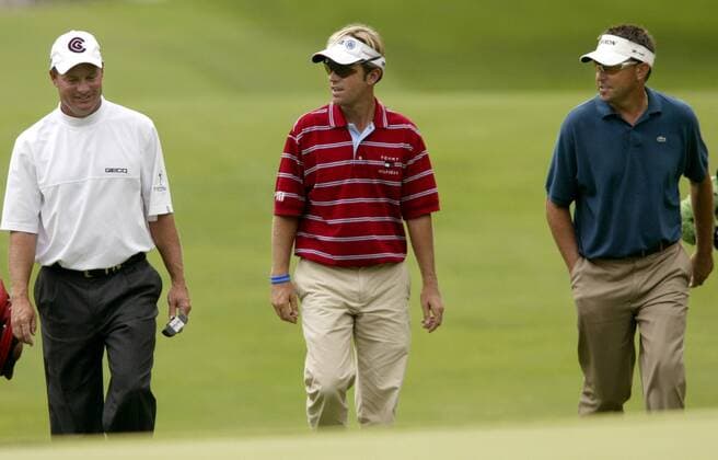 Im Gespräch, v.li.: Joe Durant, Brett Quigley (beide USA) und Robert Allenby (Australien) -  (DEP2006080311) Golf Herren Buick Open 2006, PGA Tour Gruppe Grand Blanc Golf Herren Buick Open 2006, PGA Tour Gruppe Grand Blanc