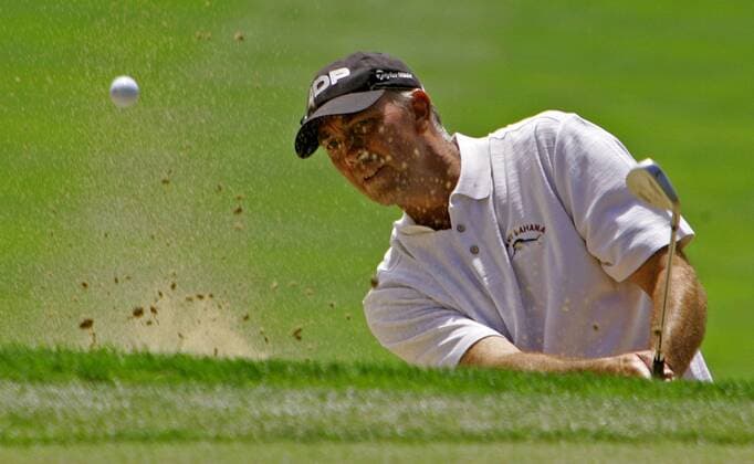 Tom Lehman (USA) - Bunkerspiel -  (CARX2006081310) Golf Herren The International 2006, PGA Tour Einzelbild Castle Rock Colorado Golf Herren The International 2006, PGA Tour Einzelbild Castle Rock Colorado