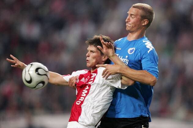 Klaas Jan Huntelaar (Ajax, li.) gegen Brede Hangeland (FC Kopenhagen) -  Fußball EC 1 Herren Champions League Qualifikation 2006 2007, Ajax Amsterdam - FC Kopenhagen 0:2 Gruppe Amsterdam Dynamik, Kampf, Fußball EC 1 Herren Champions League Qualifikation 2006 2007, Ajax Amsterdam - FC Kopenhagen 0:2 Gruppe Amsterdam Dynamik, Kampf,