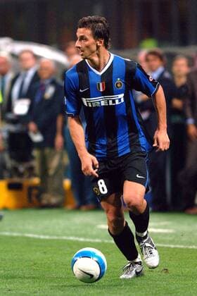 Zlatan Ibrahimovic (Inter) am Ball - Fußball Herren Italienischer Supercup 2006, FC Internazionale Mailand, 1. Italienische Liga, Supercoppa di Lega Einzelbild Mailand Dynamik, Fußball Herren Italienischer Supercup 2006, FC Internazionale Mailand, 1. Italienische Liga, Supercoppa di Lega Einzelbild Mailand Dynamik,