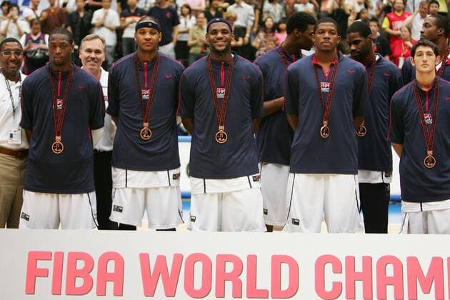 Bronzemedaillengewinner USA - v.li.: Dwyane Wade, Carmelo Anthony, LeBron James, Joe Johnson und Kirk Hinrich -  (aflo1046) Basketball WM Herren WM 2006, Länderspiel, Nationalmannschaft, Nationalteam, Spiel um Platz 3, drei Gruppe Saitama Basketball WM Herren WM 2006, Länderspiel, Nationalmannschaft, Nationalteam, Spiel um Platz 3, drei Gruppe Saitama