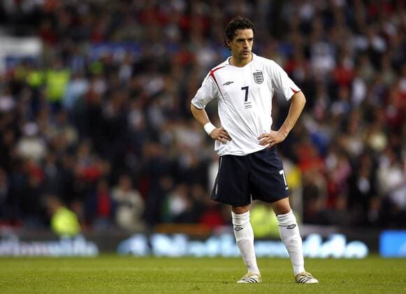Owen Hargreaves (England) nachdenklich - EDITORIAL USE ONLY. No use with unauthorised audio, video, data, fixture lists, club league logos or live services. Online in-match use limited to 120 images, no video emulation. No use in betting, games or single club league player publications. Fußball Länderspiel Herren EM Qualifikation 2006, Nationalteam, Nationaltrikot, England Einzelbild Manchester Fußball Länderspiel Herren EM Qualifikation 2006, Nationalteam, Nationaltrikot, England Einzelbild Manchester
