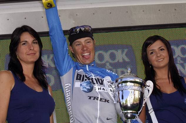Tom Danielson (USA Discovery Channel) gewinnt die 17. Etappe der Vuelta a Espana 2006 von Adra nach Granada -  Radsport Herren Vuelta a Espana 2006, Spanienrundfahrt, ProTour, Straßenradsport, Straße, Rad Gruppe 17. Etappe: Adra - Granada Freude, Radsport Herren Vuelta a Espana 2006, Spanienrundfahrt, ProTour, Straßenradsport, Straße, Rad Gruppe 17. Etappe: Adra - Granada Freude,