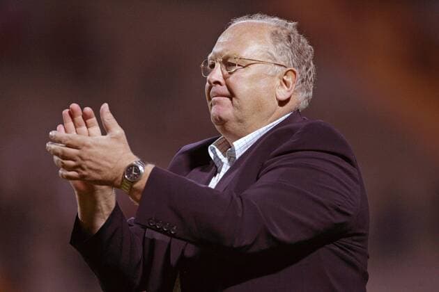 Manager Kurt Gaugler (Burghausen) Fußball Herren DFB Pokal 2006 2007, Pokalspiel, SV Wacker Burghausen Einzelbild Augsburg Freude, Fußball Herren DFB Pokal 2006 2007, Pokalspiel, SV Wacker Burghausen Einzelbild Augsburg Freude,