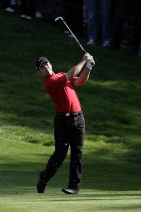 Paul Casey (England) - Schlag vom Fairway -  (LON2006091702) Golf Herren HSBC World Matchplay Championship 2006, Match Play Einzelbild Wentworth Virginia Water, Surrey Golf Herren HSBC World Matchplay Championship 2006, Match Play Einzelbild Wentworth Virginia Water, Surrey