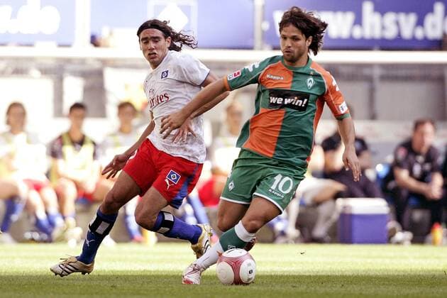 Diego (Bremen, re.) gegen Juan Pablo Sorin (HSV) Fußball 1. BL Herren Saison 2006 2007, Hamburger SV - SV Werder Bremen 1:1, HSV Gruppe Hamburg Dynamik, Fußball 1. BL Herren Saison 2006 2007, Hamburger SV - SV Werder Bremen 1:1, HSV Gruppe Hamburg Dynamik,